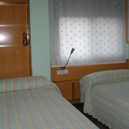 Estancias Del Ebro بيت ضيافة